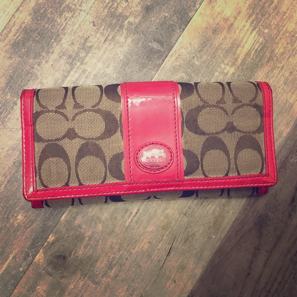 Coach wallet